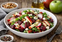 Betteraves et pommes : salade croquante, fraîche et colorée Betteraves et pommes : salade croquante, fraîche et colorée